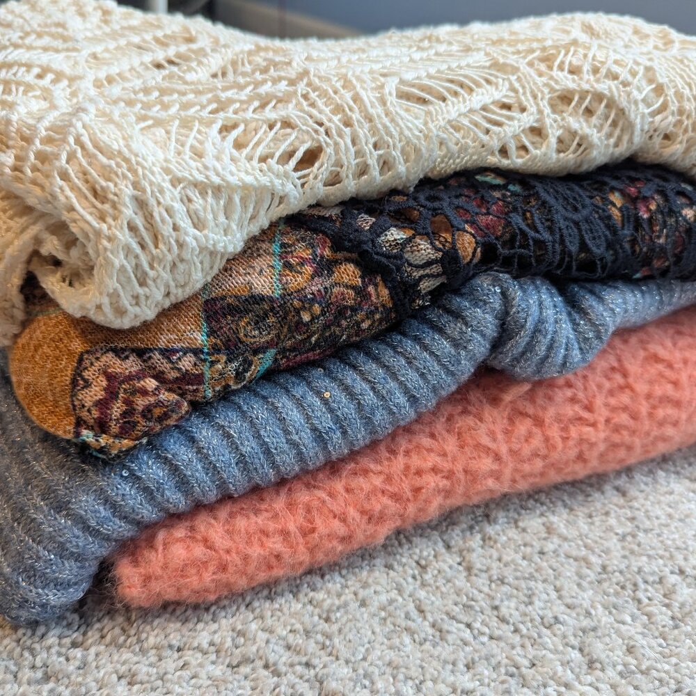 Lot of women's sweater, sweater dress, cardigans size M